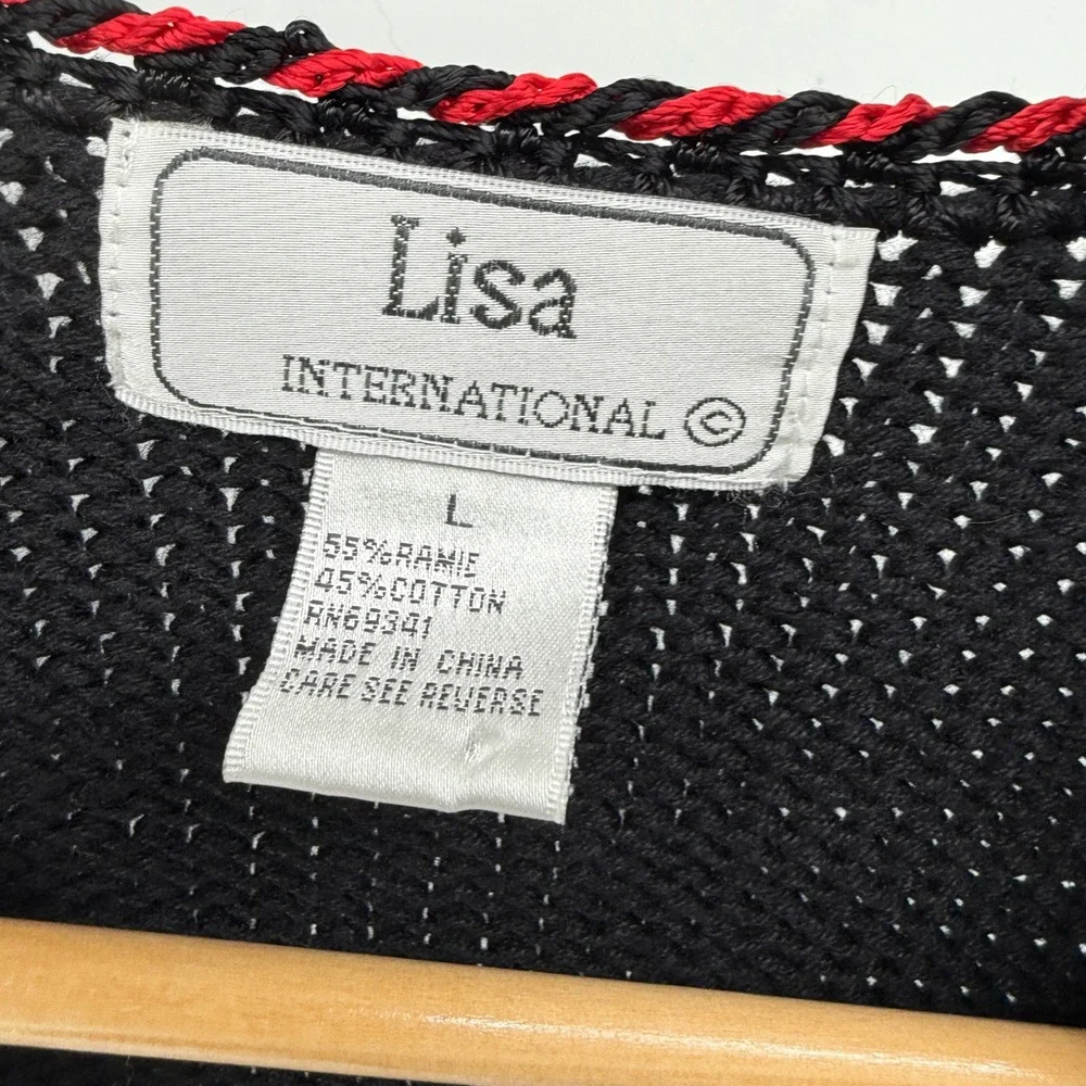 Lisa international vibrant lisa